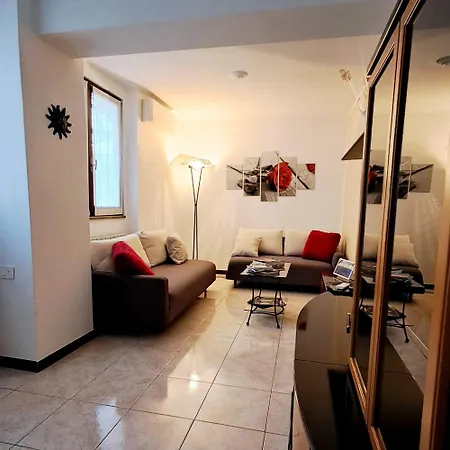 La Casa Sul Mulino Apartment *